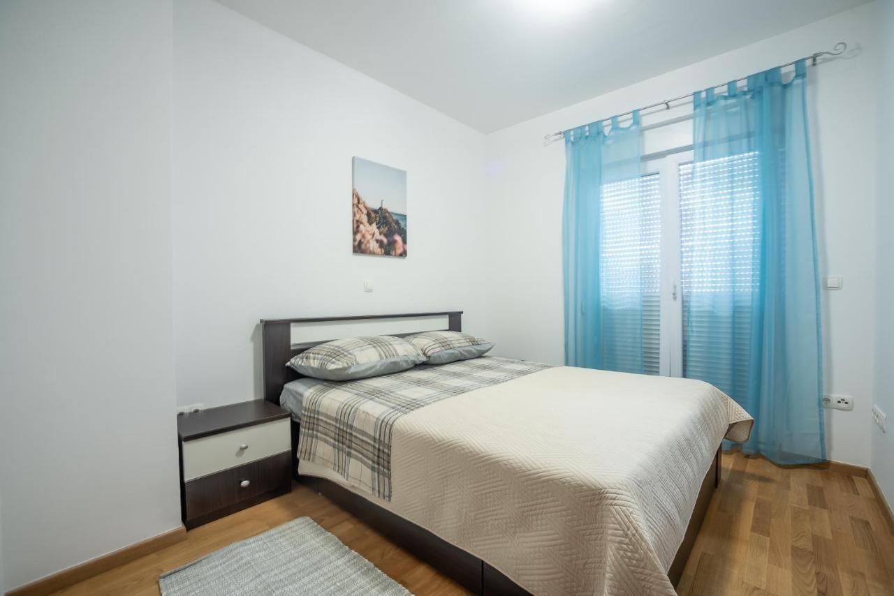 Apartments Sandrina 브르시 외부 사진